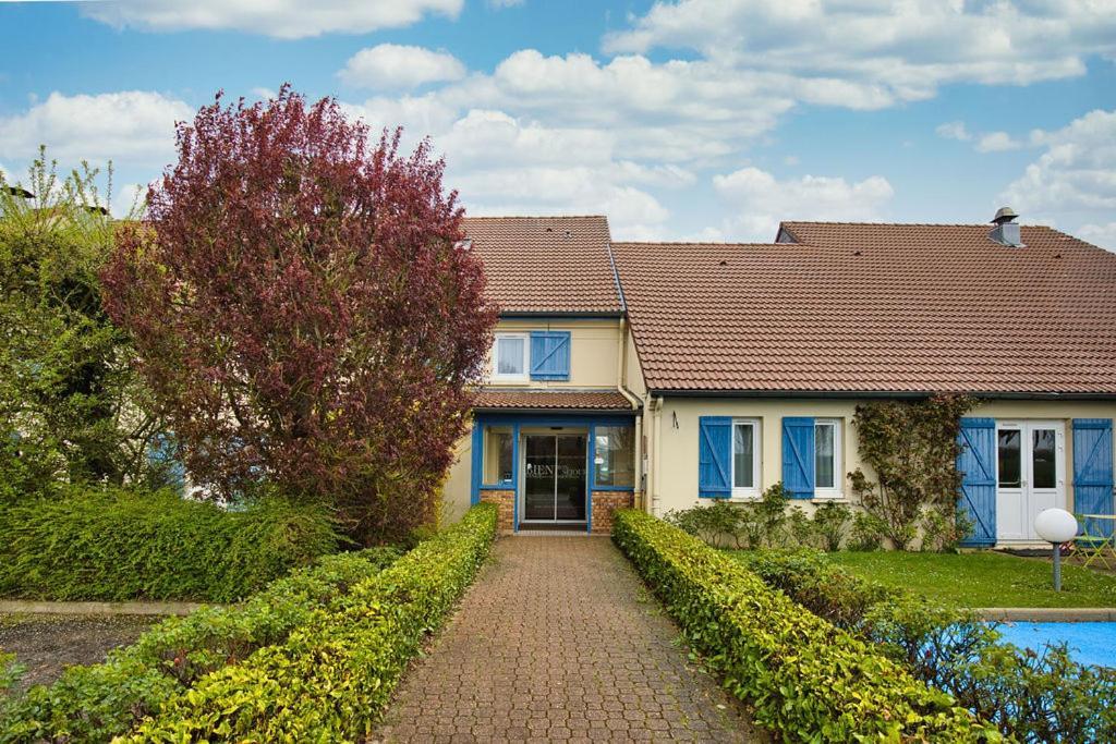 Sure Hotel By Best Western Plaisir Exteriör bild