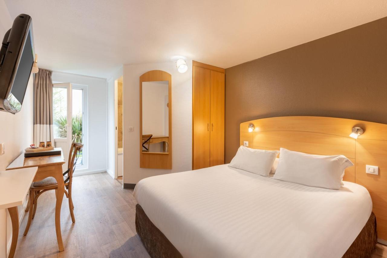 Sure Hotel By Best Western Plaisir Exteriör bild