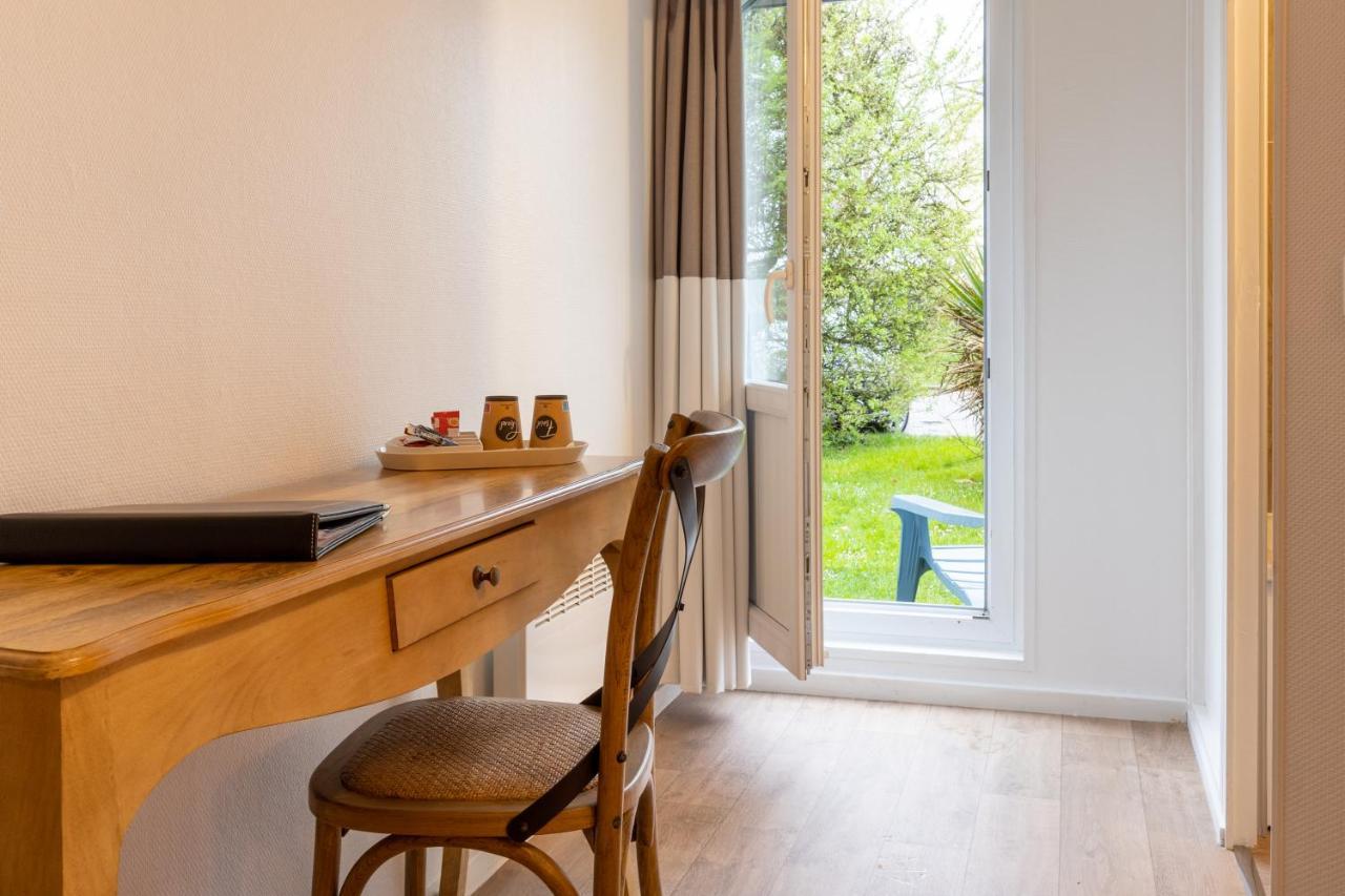 Sure Hotel By Best Western Plaisir Exteriör bild